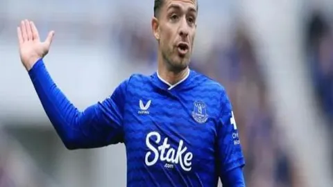 郑加恒战胜印尼选手，挺进泰国大师赛八强